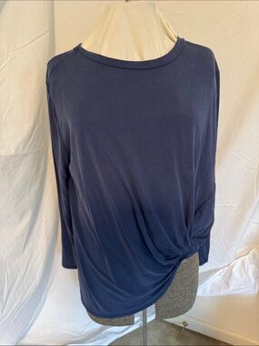 Women's Navy Twist-Front Long Sleeve Top